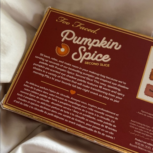 Too Faced Pumpkin Spice Second Slice Sweet & Spicy Eyeshadow Palette - Picture 5 of 9